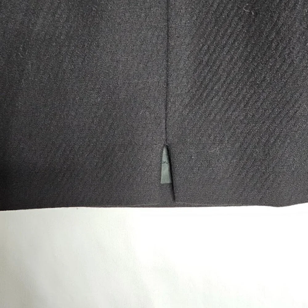 Vintage CALVIN KLEIN 100% Wool Skirt size 6 BLACK Preppy Twee Pencil Straight
